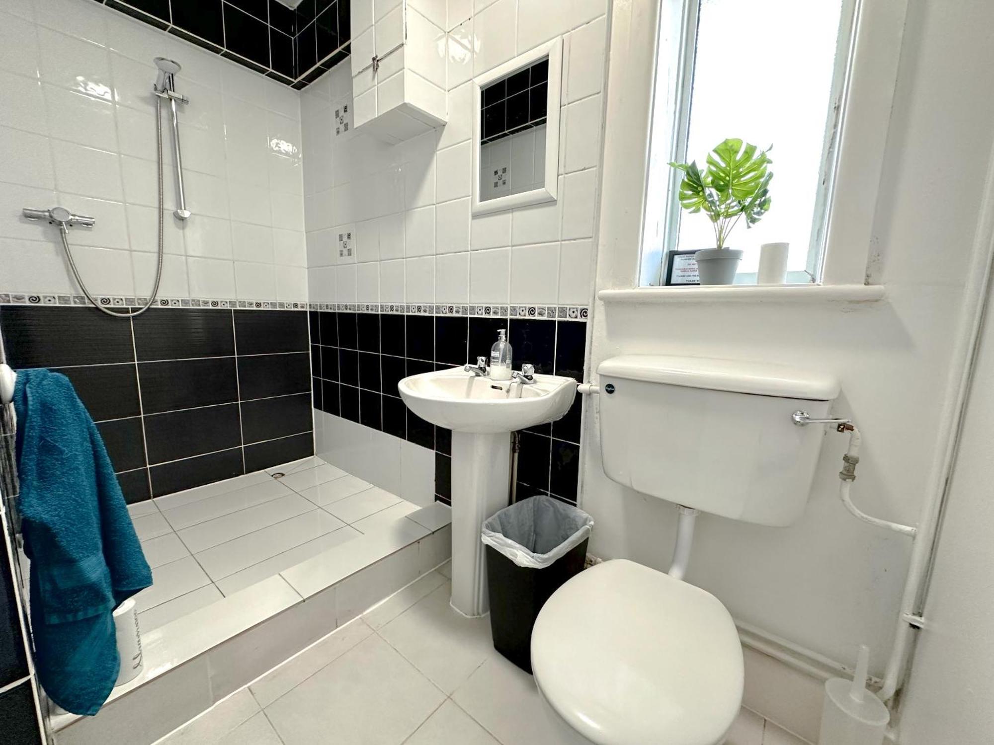 Bournemouth 3 Bedroom - Parking Eksteriør bilde